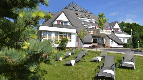 Lâzensky Hotel Pyramida